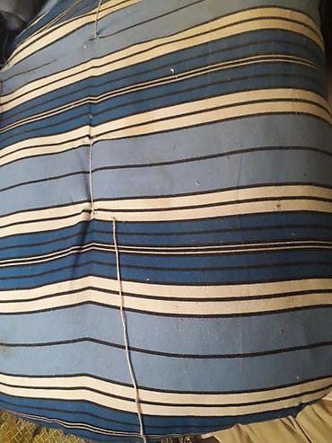 Döşək satılır. 90×190 sm. İçi yun. 

#döşək

#матрас