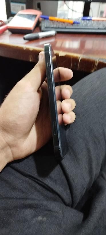 pubg hesab satışı pulsuz: IPhone 15, 128 GB, Black Titanium, Zəmanət, Barmaq izi, Face ID — 2