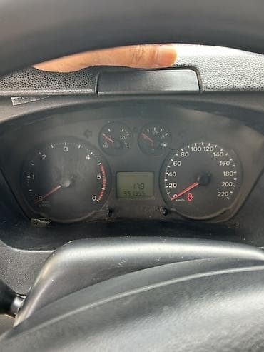 cin ehtiyat hisseleri: LDV : 2.4 l | 2008 il 351000 km Van body type — 7