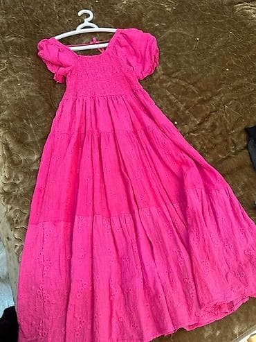 saatlar type 0: - Qadın geyimləri dəsti: 2 fərqli don 1) Uzun, dar siluetli don - Rəng — 2