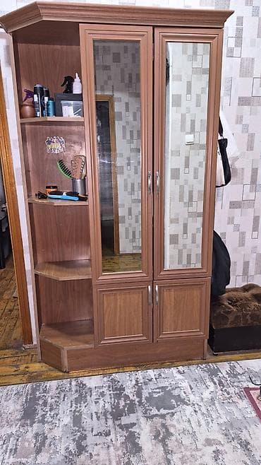 Dehliz dolabi 50 azn satilir‼️ unvan hovsan kod1454y sekine lalafo.az -da Dehliz dolabi 50 azn satilir‼️ unvan hovsan kod1454y sekine