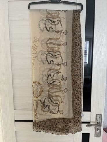 hicablı geyim: Шарф Gianni Versace. Оригинал. Шёлк. Размер 175см*70см. В идеальном — 3