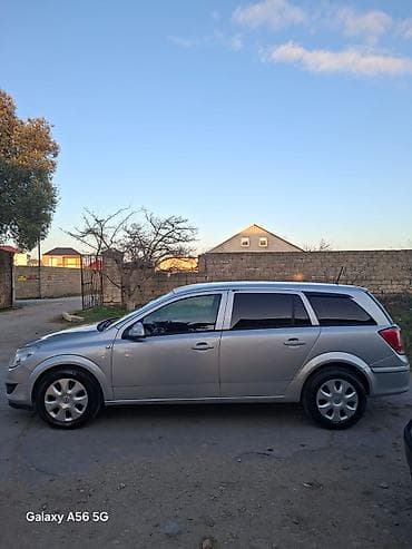 mersedes a klas: Opel Astra: 1.3 l | 2009 il 272000 km Universal — 5