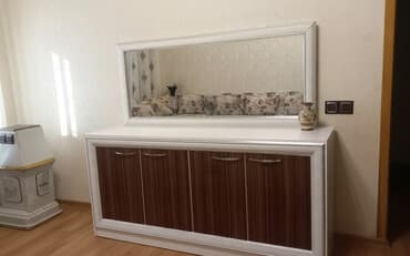 qonaq otağı üçün oboylar 2020: İşlənmiş, Açılan, 4 qapılı Düz dolab — 1