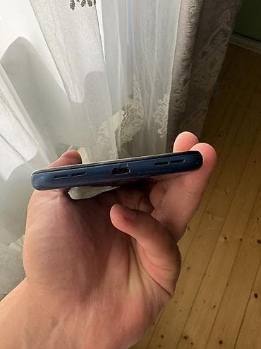 sony zv e10 ii: TCL 20E smartfon - Ekran: 6.52" HD+ (720×1600), damla-notch ön kamera — 7