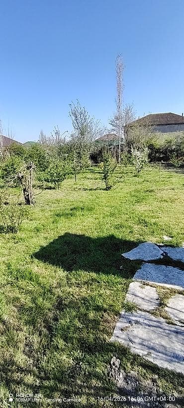 lənkəranda evlərin qiyməti: Satılır: Həyətli iki mərtəbəli ev
Endirim olacaq — 9