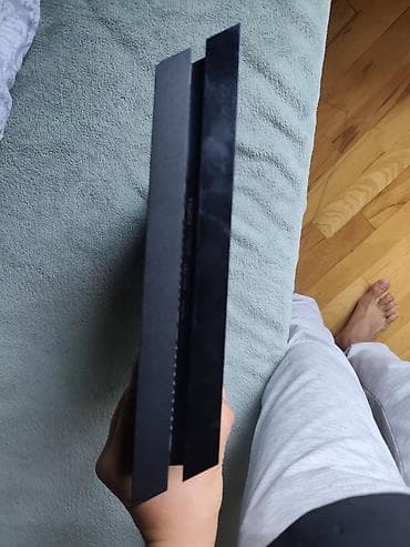 huseyn tv canli: PlayStation 4 (PS4) – tam dəst Komplekt: - PS4 konsolu (orijinal — 4
