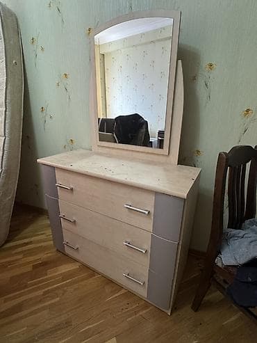 İşlənmiş, Güzgülü lalafo.az -da İşlənmiş, Güzgülü