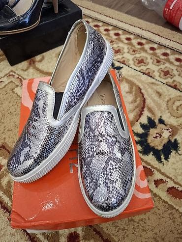 ağ mokasinlər: Qadın slip-on ayaqqabıları - Brend: Limoni (daxili etiketdə “limoni” — 1