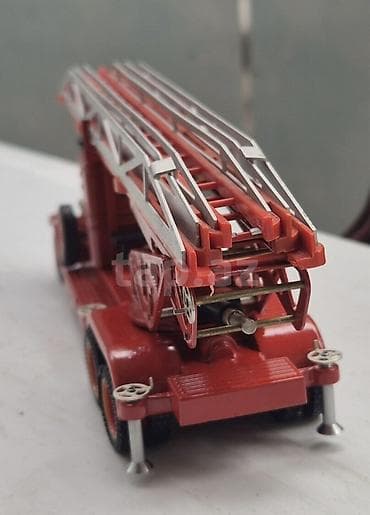 İncəsənət və kolleksiyalar: Kolleksiya üçün model – retro yanğınsöndürən maşın maketi - Miqyası — 4