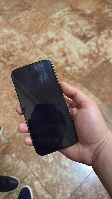 nokia 3208 classic: IPhone 15, 256 GB, Qara, Face ID — 1