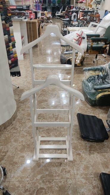 ev qaplari: Mudir asilqani. Ev üçün asilqan. Materiala gore qiymət deyisir — 5