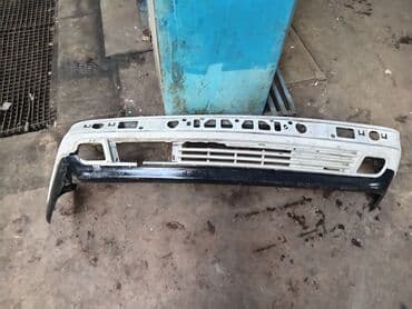 Ön, Mercedes-Benz dörd göz, 1999 il, Almaniya