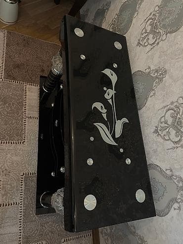 Kia: İşlənmiş, Düz TV altlığı, Polkalı, Şüşəli, Rusiya — 2