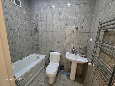 ataturk prospektinde satilan evler: Hövsan qəs., 3 otaqlı, Yeni tikili, m. Əhmədli, 70 kv. m — 3