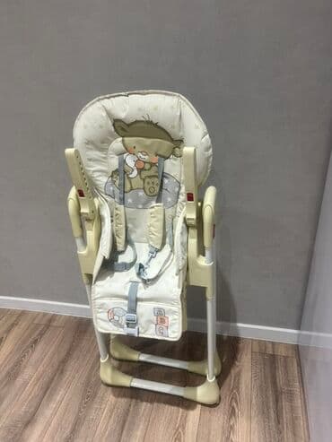 yuxuda körpe uşaq görmek: Uşaq yemək stulu - Rəng: krem/açıq sarı tonlarında, üzərində şirin — 3