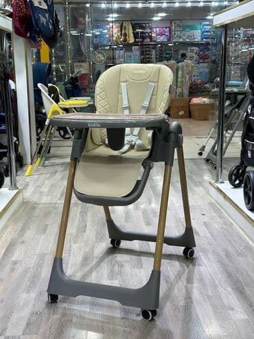 Детский стульчик для кормления