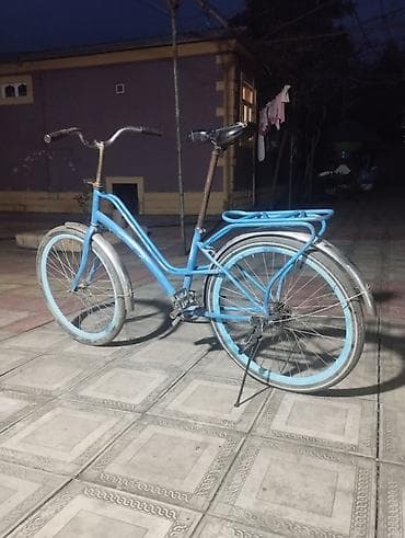 irshad telecom velosiped: Şəhər/kruizer tipli velosiped Xüsusiyyətlər: - Rəng: göy - Çərçivə — 3