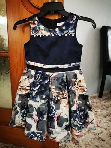 6-7yaş.arıq 8 yaş da geye biler. M. Neftciler getire bilerem. Yeni