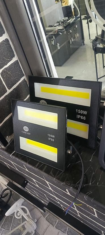 LED proyektor fənərlər - Güc variantları: 100W və 150W - Korpus: qara