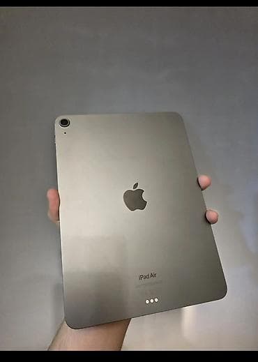 Ноутбуки: Б/у Apple iPad Air 5 (2022), 10,9", 256 ГБ, Платная доставка — 2