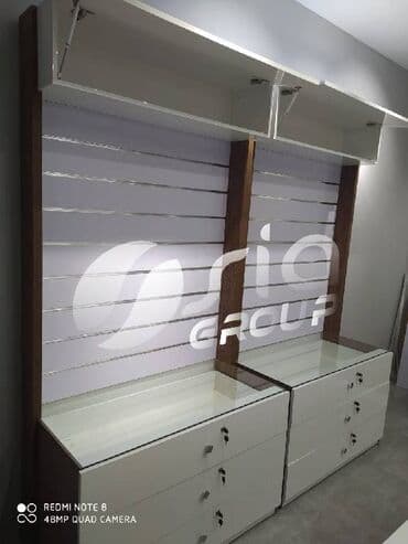 Sifarişlə mebel vitrinləri