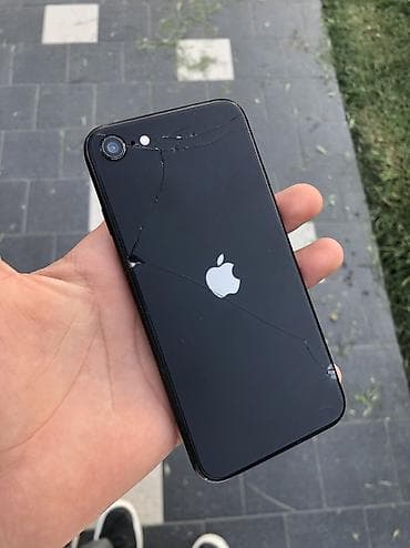iphine 6s: IPhone SE 2022, 128 GB, Jet Black, Barmaq izi, Simsiz şarj — 1