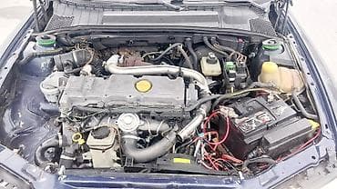 Opel vektra 2 turbo matorudu karopka qarisiq verirem ideal vezyetdedi