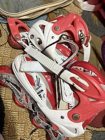 Uşaq və orta yaş üçün tənzimlənən inlayn konkisürmə pateni. - Rəng