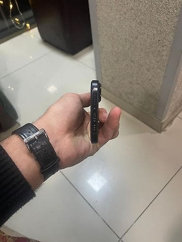 iphone 15 ikinci əl: IPhone 15, Qara — 2