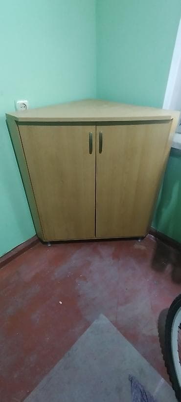 şifoner dolab: Şkaf satılır Sumqayıt şəhəri 5mk 20manat — 2