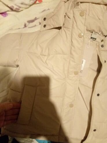 Kürklər: Bej rəngli qadın şişme qısa gödəkçə - Rəng: açıq bej - Model: qısa — 1