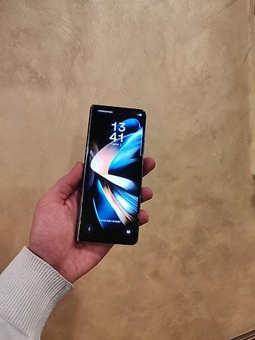 samsumg s10: Samsung Galaxy Z Fold 4, 256 GB, rəng - Boz, Barmaq izi — 3