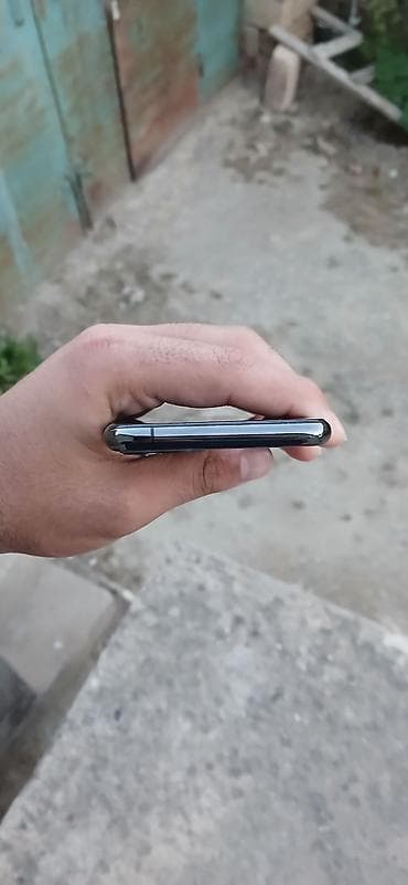IPhone 11 Pro, 64 GB, Space Gray, Face ID — 5