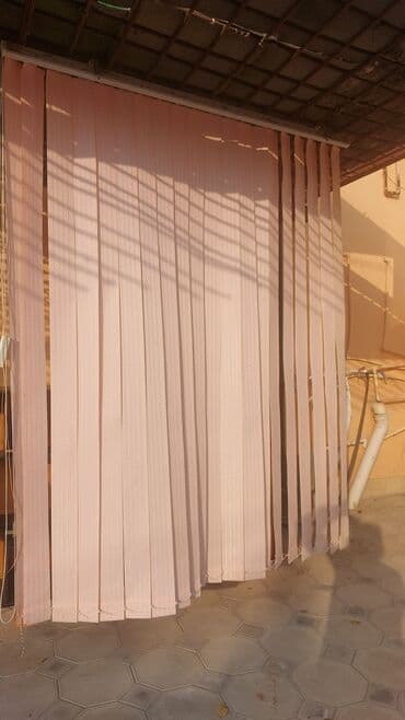 pərdə dekorları: Vertikal jalüz pərdə dəsti - Rəng: açıq pudra/şampan - Tip: şaquli — 3