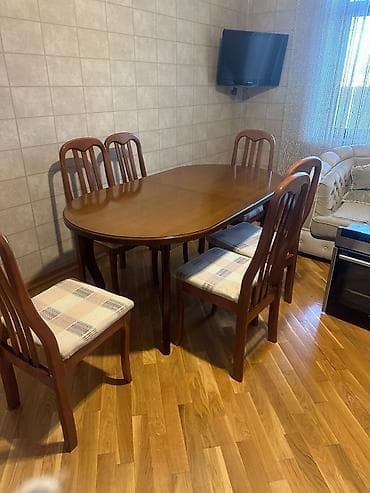 restoran stullari: Qonaq otağı üçün, İşlənmiş, Açılan, Oval masa, 6 stul — 1