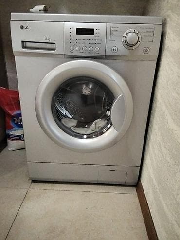 LG frontal yükləməli paltaryuyan maşın - Yükləmə: 5 kq - Ön panel — 3
