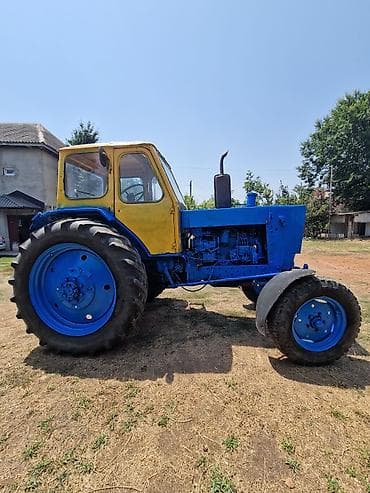 maşınlar 011: Traktor və dırmıq ot yığan araba(presiv) Traktor MTZ tipli (klassik — 4