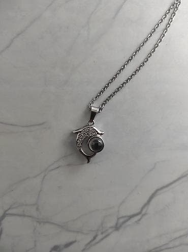 Çantalar: Gümüş rəngli zəncirli asma boyunbağılar – Kulonda 100 dildə "I LOVE — 3