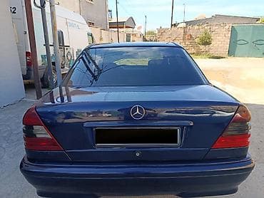 opel astra 2012 model: Mercedes-Benz C-Class: 1.8 l | 1998 il Sedan — 3