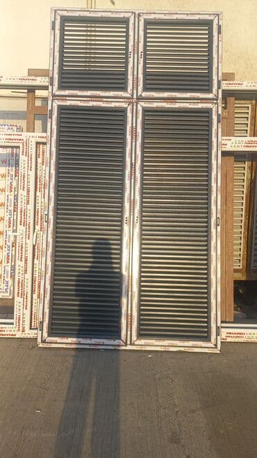 kombi şkaf: Mənfəz li̇ şkaflar. Kondi̇si̇oner ve kombi̇leri̇n kabağina plasti̇k — 7