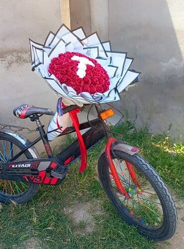 lalələr lalə gülü şəkilləri: Süni güllər — 2