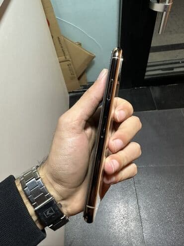 ipona: IPhone Xs, 64 GB, Qızılı, Face ID — 5