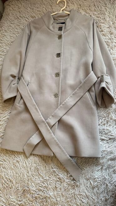 qadınlar üçün süni dublyonkalar: Palto, M, rəng - Bej — 2