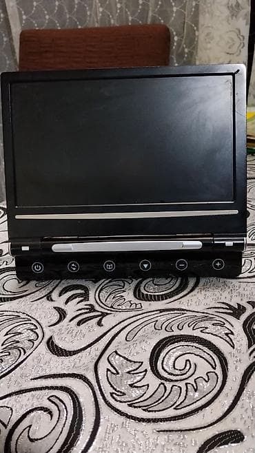 dvd ssd: Daşınan DVD pleyer – qatlanan ekranlı model Xüsusiyyətlər: - Daşınan — 4