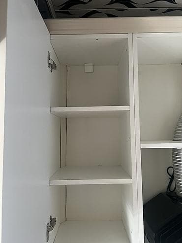 kuxna skafi: Mətbəx üçün asma şkaf dəsti - Rəng: açıq krem (parlaq səth) - Üslub — 1