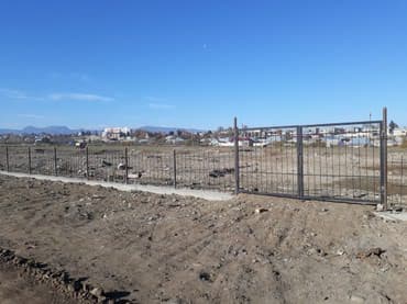 Həyət evləri və villalar: 1800 sot, Mülkiyyətçi — 3