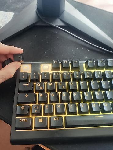 canta modelləri: Salam. Öz istifadəmdə olan SteelSeries Apex 3 TKL klaviaturasını — 2