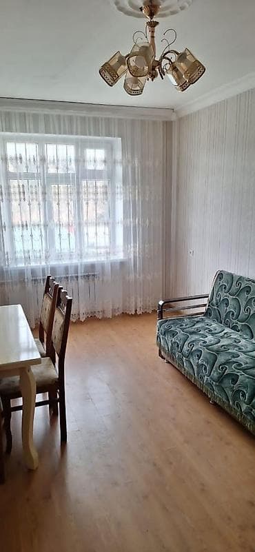 əcəmidə kirayə evlər: Suraxani Efsun restoranina yaxin Tosoil zaprafkasinin yani Pajarninin — 6
