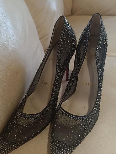 1 dəfə geyinilib 
Ölçü 38 — 2